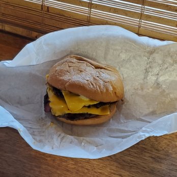Maka's Korner - Double Cheeseburger with Bacon - Burgers Near Me - Kaunakakai, Hawaii