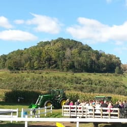 Ferguson's Morningside Orchard - Orchard and wagon ride