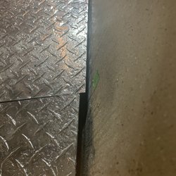 St John's Marine Center - Poor work