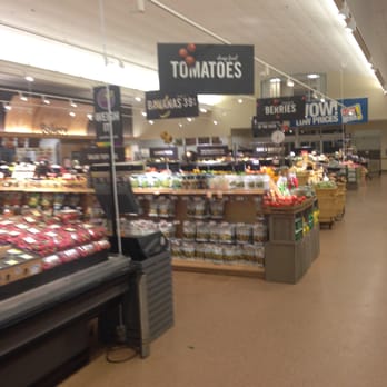 Stop & Shop - Walpole Super Stop&Shop -- 565 Main Street / Route 1A, Walpole Interior - Grocery Near Me - Walpole, Massachusetts Stop & Shop - Walpole Super Stop&Shop -- 565 Main Street / Route 1A, Walpole Interior - Grocery Near Me - Walpole, Massachusetts