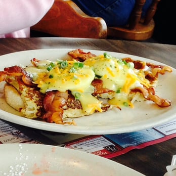 Country View Restaurant - Potato pancake Benedict - Breakfast & Brunch Near Me - Brooklyn, Connecticut Country View Restaurant - Potato pancake Benedict - Breakfast & Brunch Near Me - Brooklyn, Connecticut