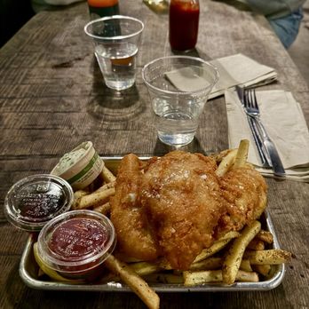Hook Fish - Fish and chips - Seafood Near Me - San Francisco, California