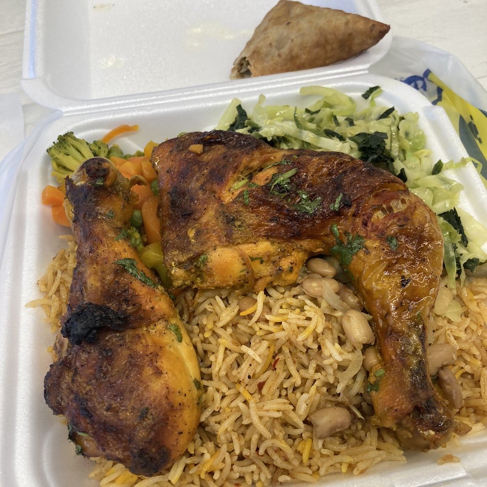 Mogadishu Restaurant - Chicken legs & beef samosa - African Near Me - Chicago, Illinois
