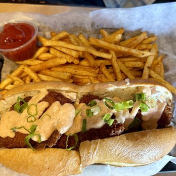 Backyard Bayou - Oyster Po Boy with Cajun Fries - Cajun/Creole Near Me - Union City, California