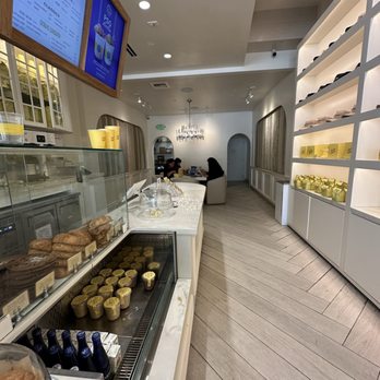 La La Land - Coffee & Tea Near Me - Santa Monica, California La La Land - Coffee & Tea Near Me - Santa Monica, California