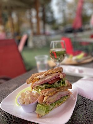 Leanna's Idyll Awhile Bistro by null