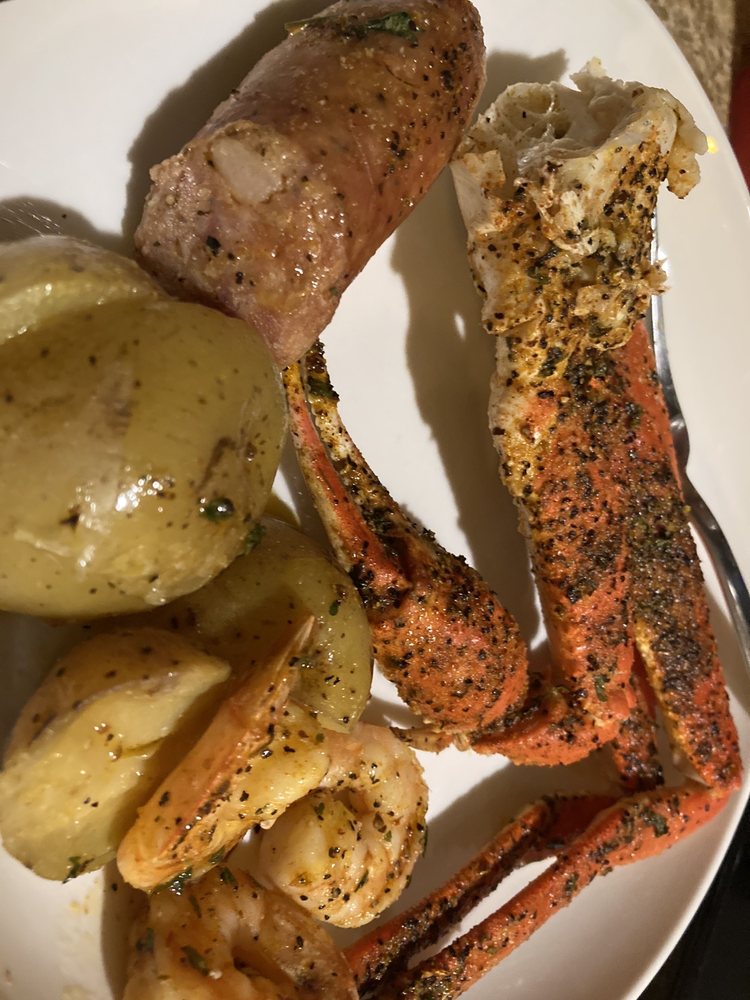 SPINNERS Updated August 2024 154 Photos & 156 Reviews 14106 N