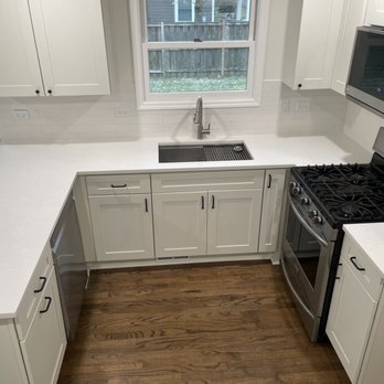 Butterfly Kitchens - Cabinetry Near Me - Chicago, Illinois