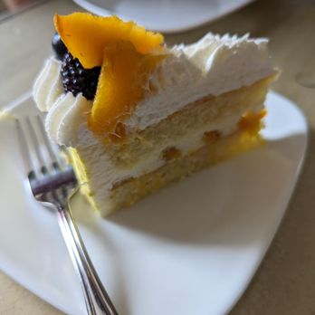 Nutriente Pastry Studio - Mango - Patisserie/Cake Shop Near Me - Las Vegas, Nevada Nutriente Pastry Studio - Mango - Patisserie/Cake Shop Near Me - Las Vegas, Nevada