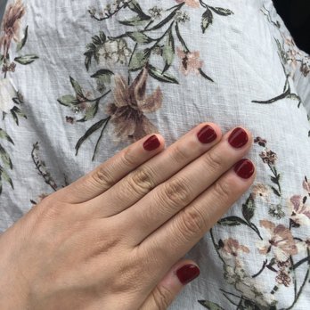 G Nails &spa - SNS Red i10 - Nail Salons Near Me - Babylon, New York