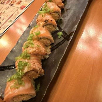 Kinzuu Izakaya - Salmon Narok Fire Roll. Asked for no Sriracha - Izakaya Near Me - Las Vegas, Nevada Kinzuu Izakaya - Salmon Narok Fire Roll. Asked for no Sriracha - Izakaya Near Me - Las Vegas, Nevada