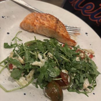 Jack Allen's Kitchen - Salmon and salad - New American Near Me - Cedar Park, Texas