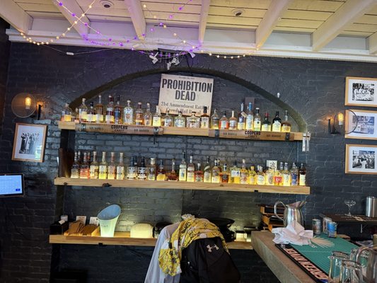 HOBNOB Neighborhood Tavern by null