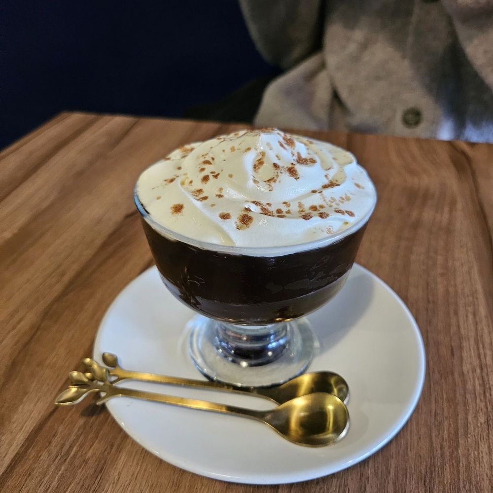 Lait Night - Coffee jelly - Desserts Near Me - Toronto, Ontario