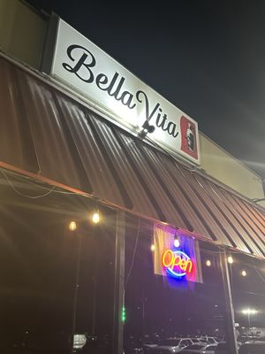 Bella Vita Bistro by null