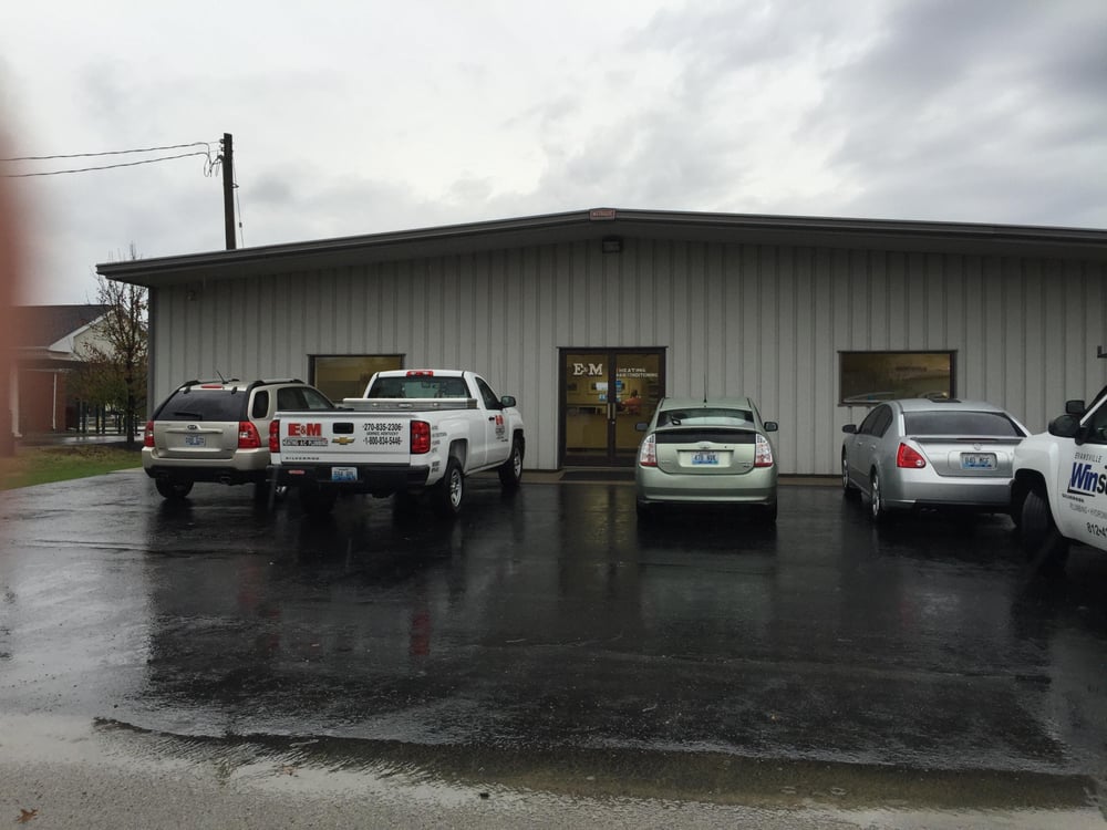 Slide of E&M Heating, Plumbing & Air Conditioning