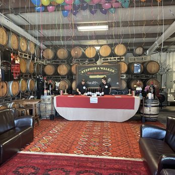 Stephen & Walker - Wine Tasting Room Near Me - Healdsburg, California