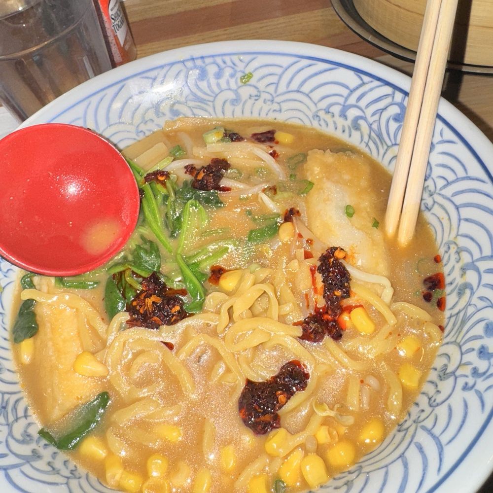 R2- Veg Curry Ramen R2- Veg Curry Ramen
