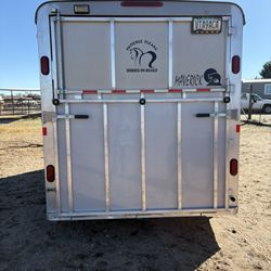 Hay Plus Farms - Trailer ramp