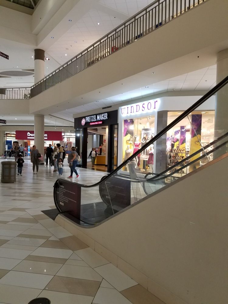 BURLINGTON COAT FACTORY INCORPORATED Women's Clothing 1 Crossgates