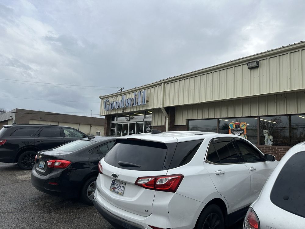 GOODWILL INDUSTRIES Updated May 2024 13 Reviews 7855 Tanners Ln