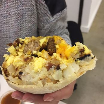 Lucky Boy - Breakfast burrito with sausage - Burgers Near Me - Pasadena, California