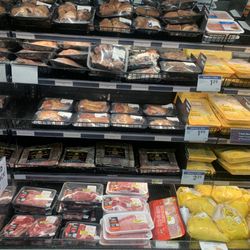 Smart & Final Extra! - Meat aisle