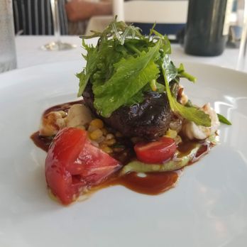 Outermost Inn Aquinnah - Beef Tenderloin - Bed & Breakfast Near Me - Aquinnah, Massachusetts