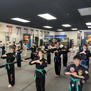 Z-ULTIMATE SELF DEFENSE STUDIOS-OAK PARK - Updated November 2025