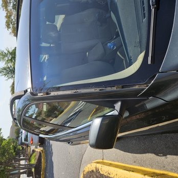 Safelite AutoGlass - Not the missing window frame molding that is missing. - Auto Glass Services Near Me - Charlotte, North Carolina Safelite AutoGlass - Not the missing window frame molding that is missing. - Auto Glass Services Near Me - Charlotte, North Carolina