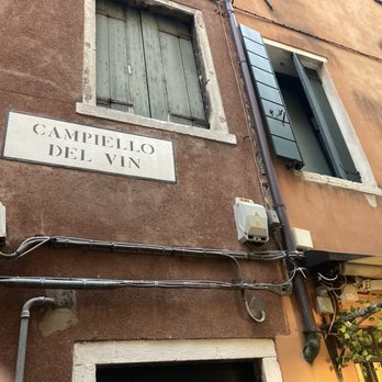 1000 Gourmet Pizza - Street name - Pizza Near Me - Venezia, VE
