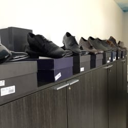 Andrea Neri - Alcune scarpe ad esaurimento