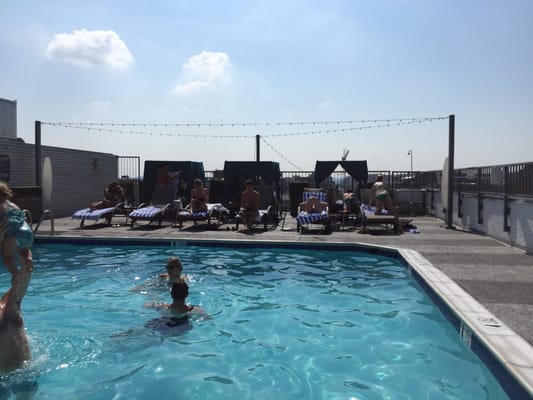 Tag Rooftop Bar at The Ven at Embassy Row by null