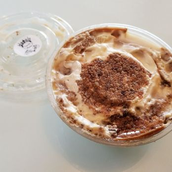 Funny Face Bakery - This banana pudding makes me wanna say 'oh'. - Cupcakes Near Me - New York, New York