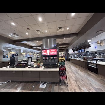 Ginna's Cafe - Inside cafe - Cafes Near Me - Grand Forks, North Dakota