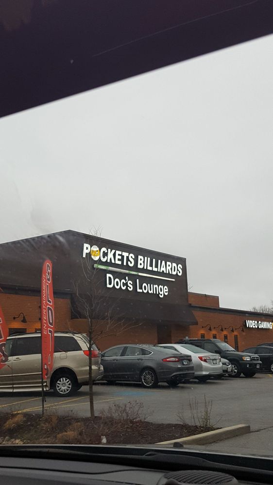 POCKETS BILLIARDS 15 Reviews Pool Halls 13430 S Cicero, Crestwood