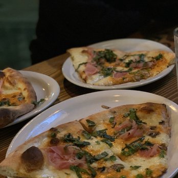 Johnny Mo's Pizzeria - Pizza Alla Vodka - Pizza Near Me - Seattle, Washington