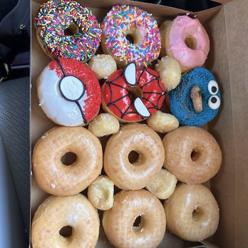Midway Donut & Kolache - Assorted Mixed Donuts Dozen - Donuts Near Me - Farmers Branch, Texas