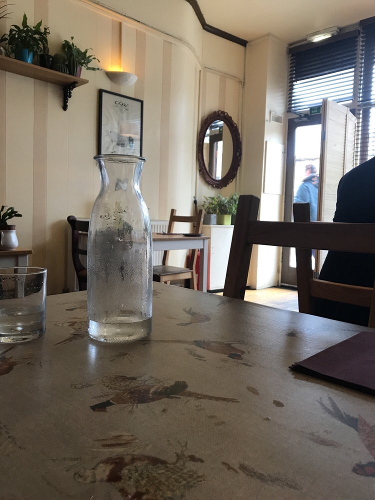 THE WALNUT Updated October 2024 19 Photos 9 Croall Place, Edinburgh, United Kingdom