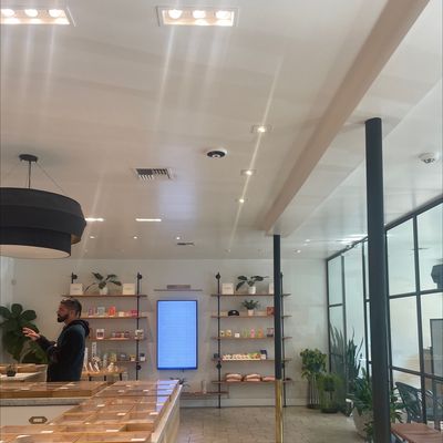 Serra Dispensary by null