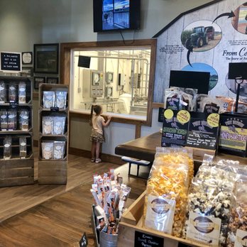 Fox Meadows Creamery - Market - Ice Cream & Frozen Yogurt Near Me - Ephrata, Pennsylvania Fox Meadows Creamery - Market - Ice Cream & Frozen Yogurt Near Me - Ephrata, Pennsylvania