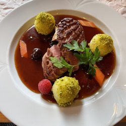 Haus Kleineichen - Flugentenbrust mit Knödel