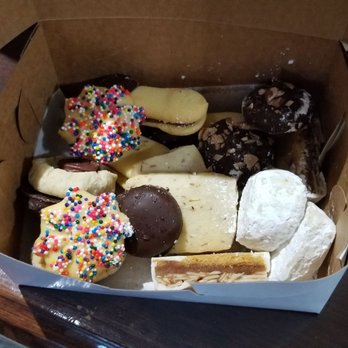 Freed's Bakery - Bakeries Near Me - Las Vegas, Nevada Freed's Bakery - Bakeries Near Me - Las Vegas, Nevada