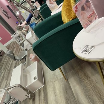 Luxy Nails and Beauty - Cosmetics & Beauty Supply Near Me - Orlando, Florida