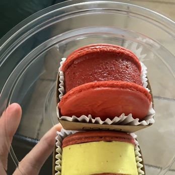 Mono Poke - Raspberry and rose water, delicious! - Hawaiian Near Me - Los Angeles, California