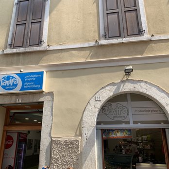 Gelateria Artigianale Tarifa - Die Gelateria von außen - Ice Cream & Frozen Yogurt Near Me - Arco, Tennessee Gelateria Artigianale Tarifa - Die Gelateria von außen - Ice Cream & Frozen Yogurt Near Me - Arco, Tennessee