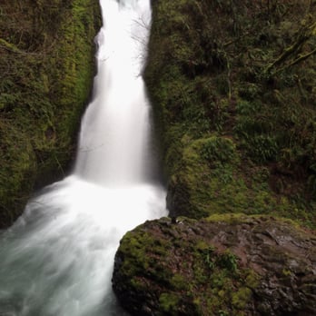 Bridal Veil Falls - The falls. - Hiking Near Me - Corbett, Oregon Bridal Veil Falls - The falls. - Hiking Near Me - Corbett, Oregon
