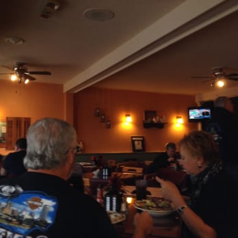 The Howling Rooster - Mini tv w no sound, not intrusive obviously ;) - Breakfast & Brunch Near Me - Buffalo, New York The Howling Rooster - Mini tv w no sound, not intrusive obviously ;) - Breakfast & Brunch Near Me - Buffalo, New York