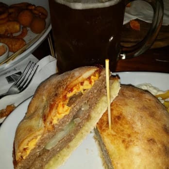 The Millenium Pub - Irish Pub Near Me - Busto Arsizio, Virginia