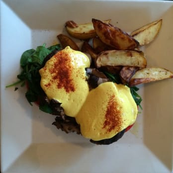 Ravens' Restaurant - Vegan Near Me - Mendocino, California